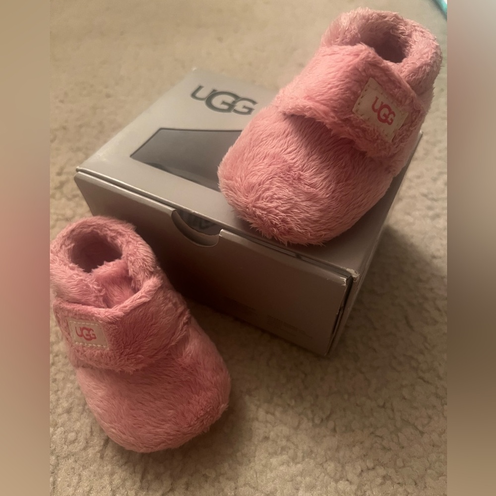 UGG Bixbee baby slippers